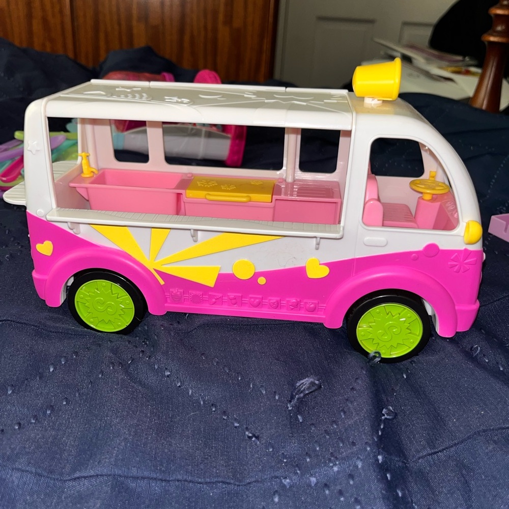 SHOPKINS - Picture 10 of 14